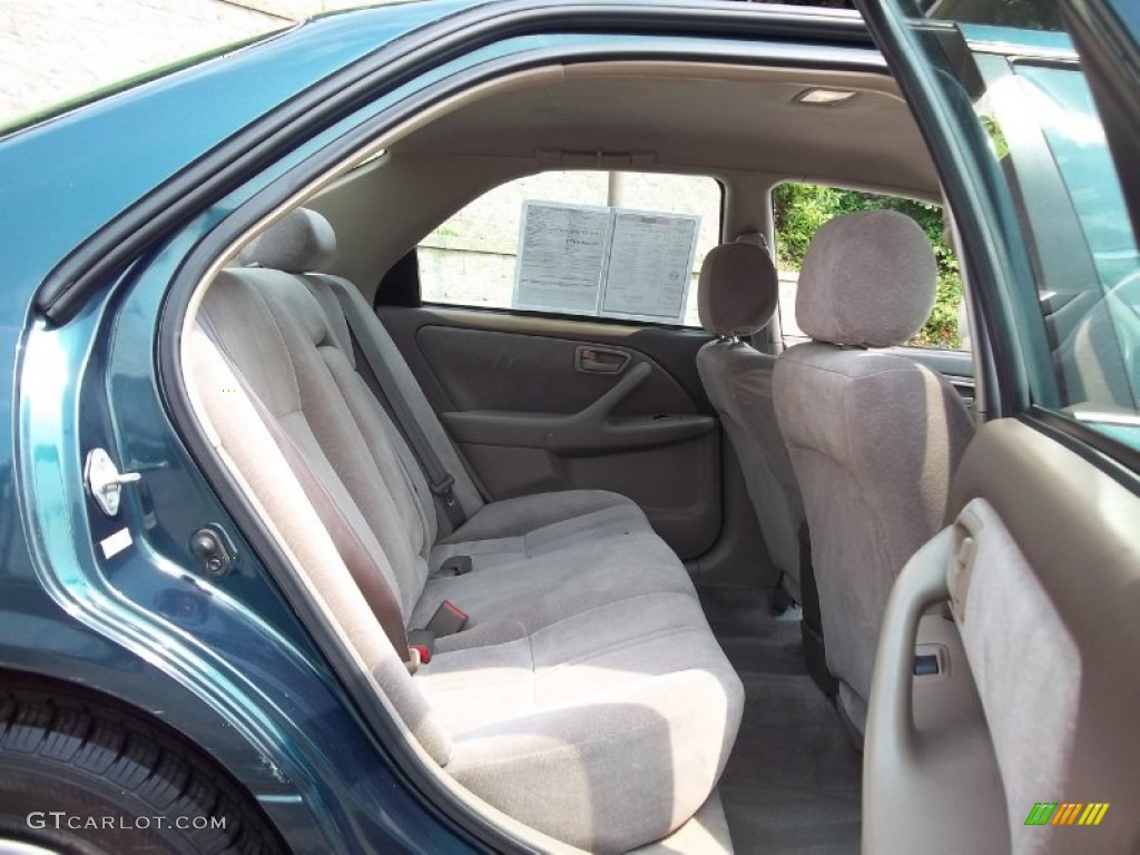1998 Camry LE - Dark Green Metallic / Oak photo #15
