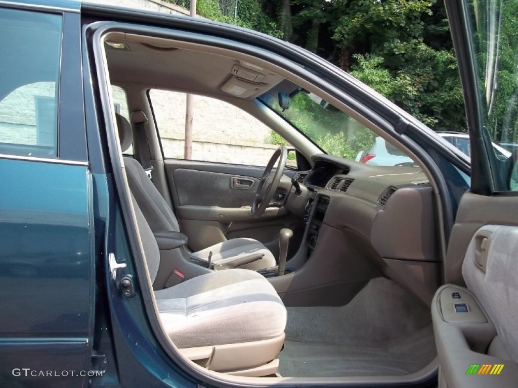 1998 Camry LE - Dark Green Metallic / Oak photo #17
