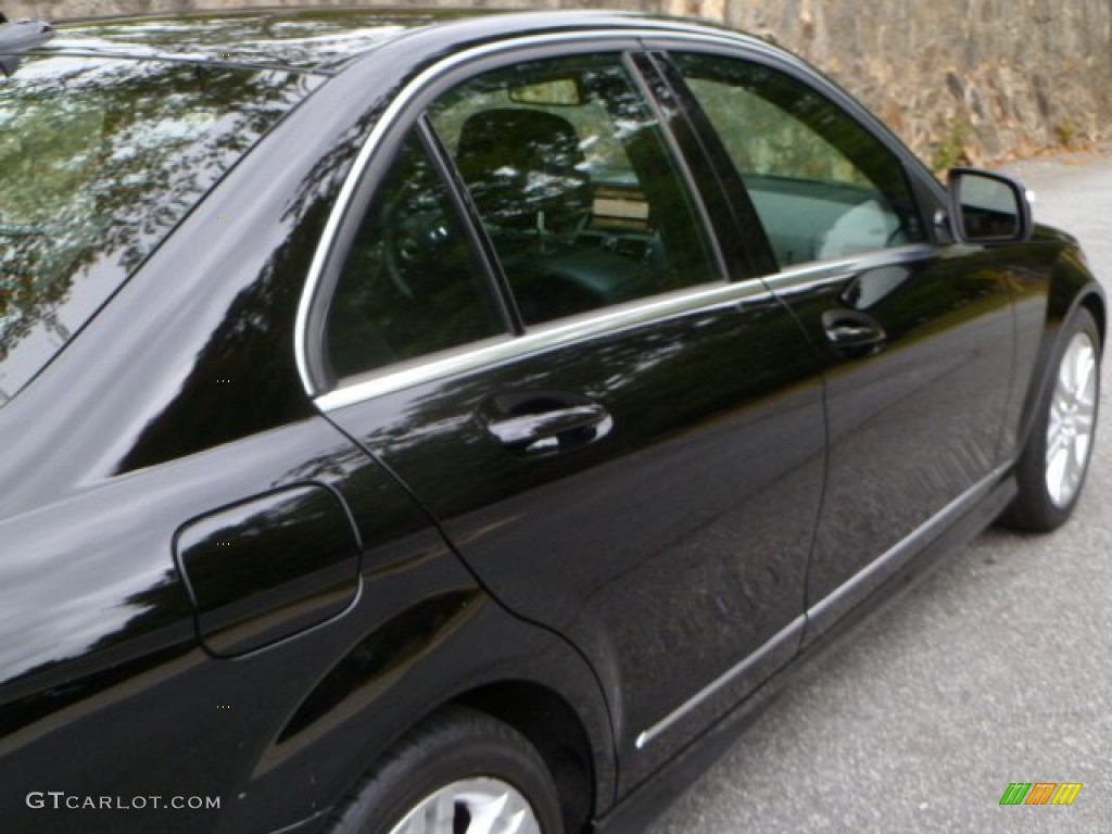 2008 C 300 Sport - Black / Black photo #13