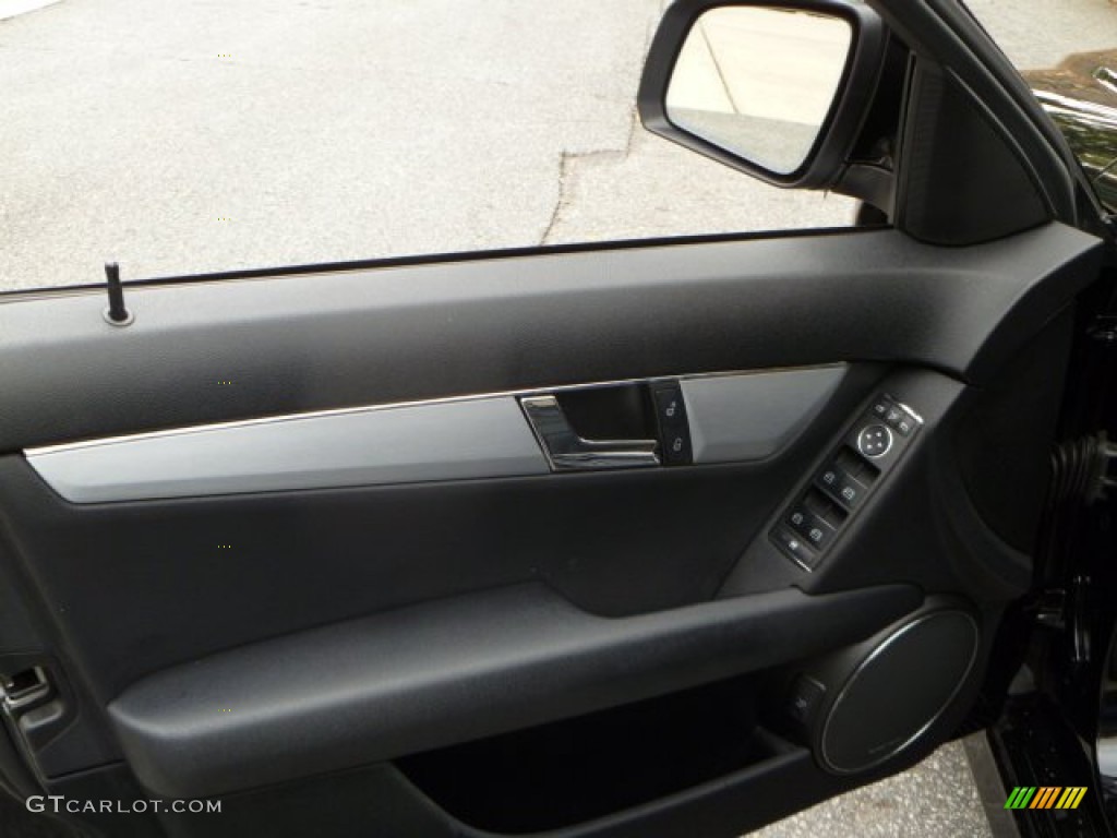 2008 C 300 Sport - Black / Black photo #18
