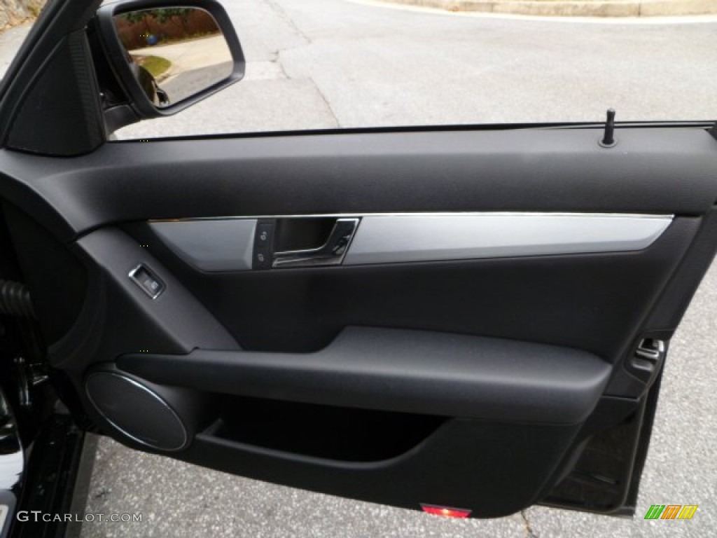 2008 C 300 Sport - Black / Black photo #19