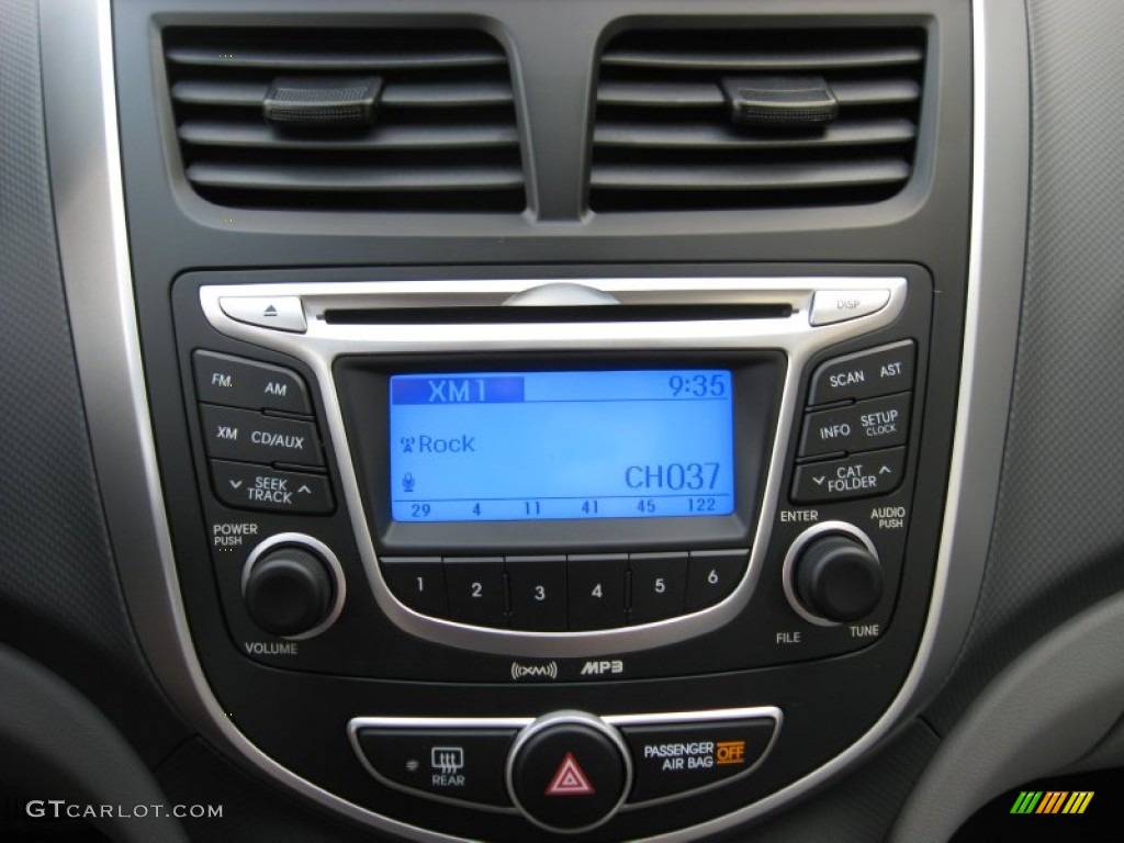 2012 Hyundai Accent GS 5 Door Audio System Photo #55463936