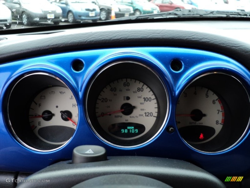2004 PT Cruiser Touring - Electric Blue Pearlcoat / Dark Slate Gray photo #34