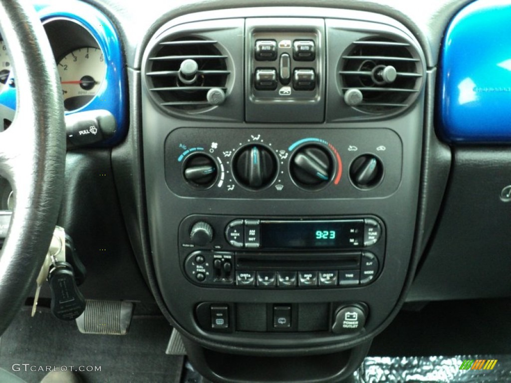 2004 PT Cruiser Touring - Electric Blue Pearlcoat / Dark Slate Gray photo #35