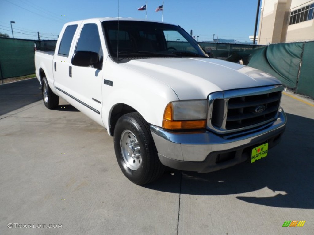 1999 F250 Super Duty XLT Crew Cab - Oxford White / Medium Prairie Tan photo #1