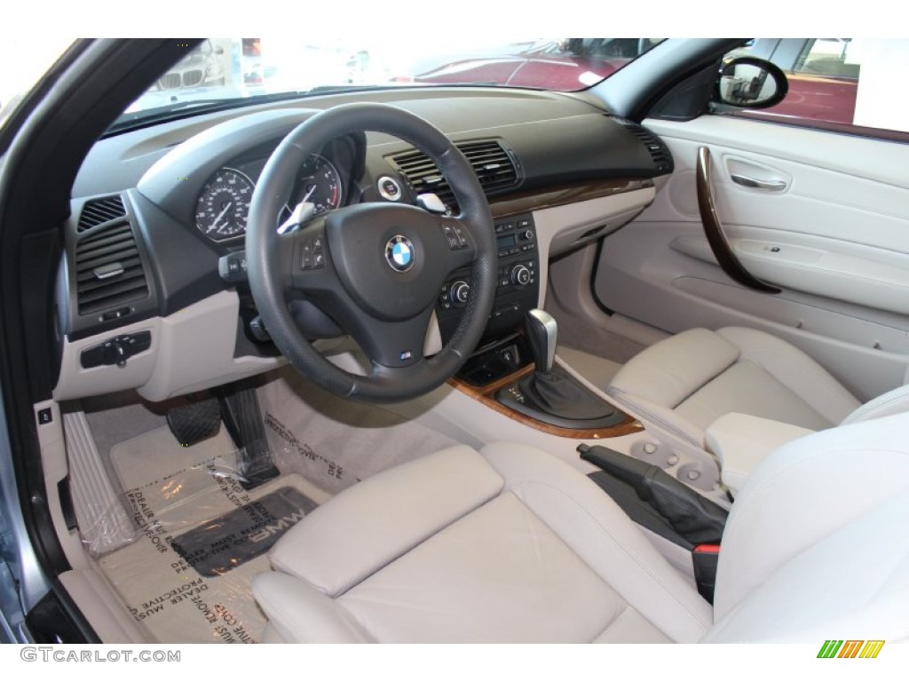 Taupe Interior 2009 BMW 1 Series 135i Convertible Photo #55469396