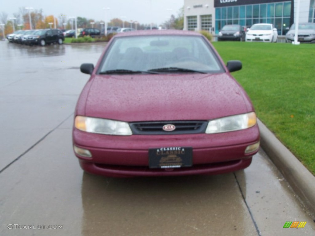 1997 Sephia Sedan - Red / Gray photo #2