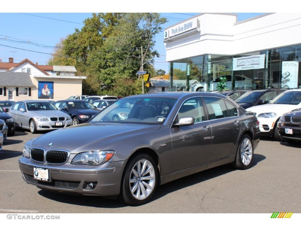 Sterling Grey Metallic BMW 7 Series