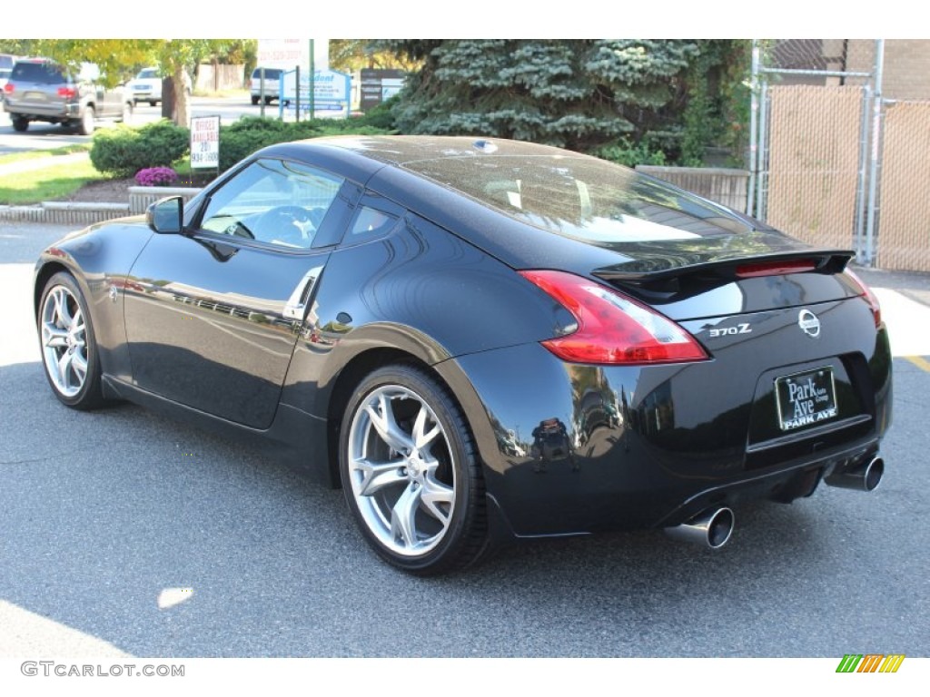 2010 370Z Sport Touring Coupe - Magnetic Black / Persimmon Leather photo #7