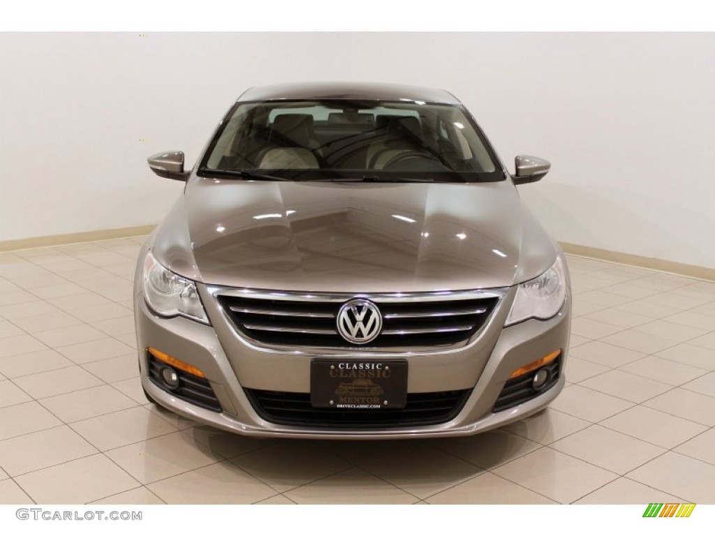 2010 CC Sport - Light Brown Metallic / Cornsilk Beige Two Tone photo #2