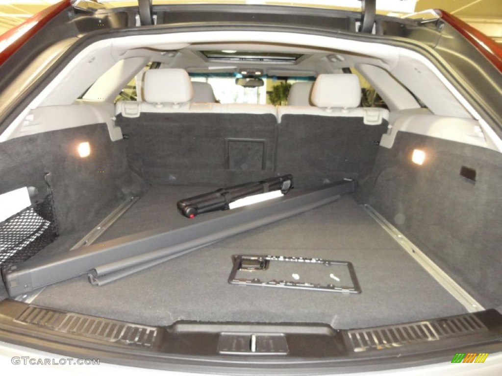 2010 Cadillac CTS 3.0 Sport Wagon Trunk Photos