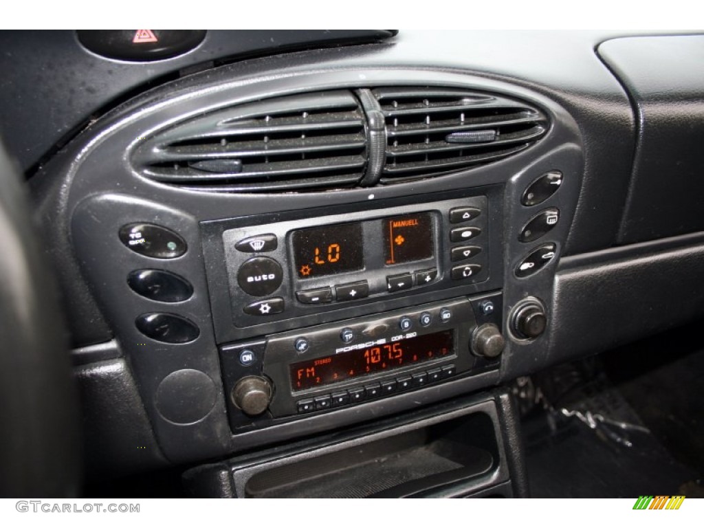 2000 Porsche Boxster Standard Boxster Model Controls Photo #55474466