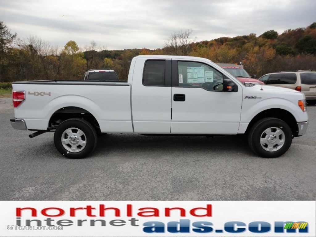 2011 F150 XLT SuperCab 4x4 - Oxford White / Pale Adobe photo #1