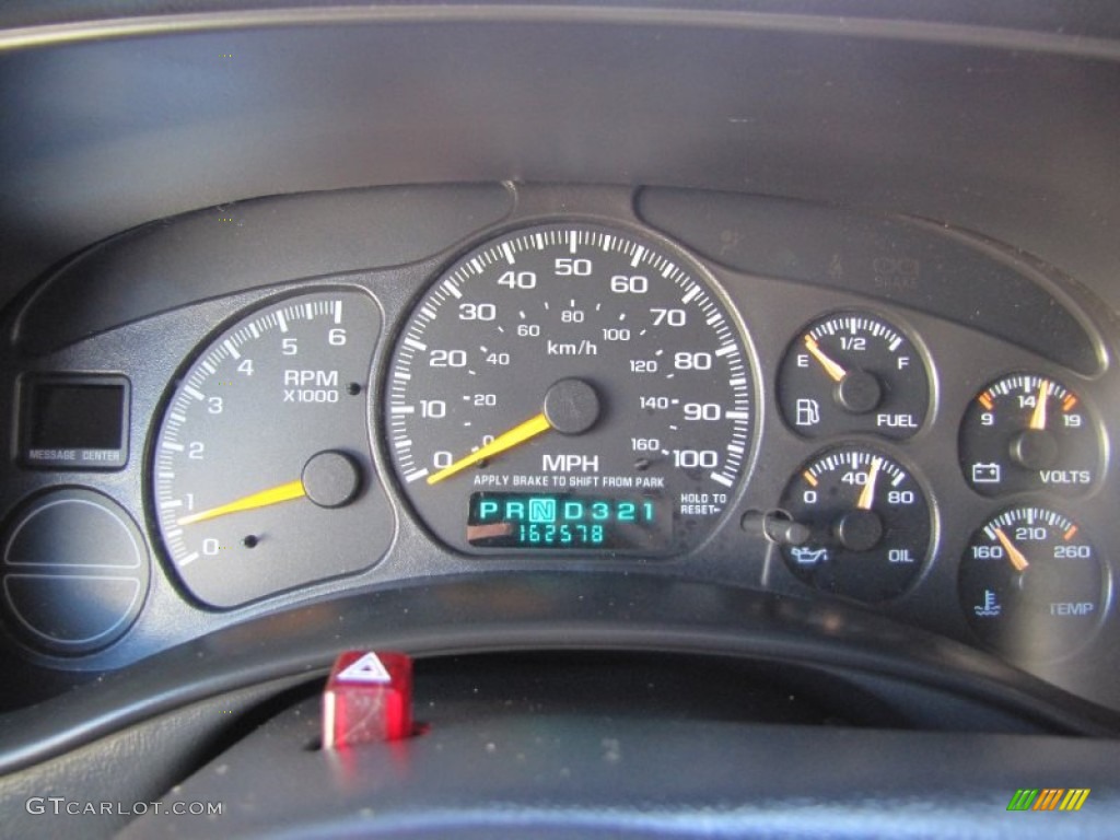 2001 Suburban 1500 LS 4x4 - Light Pewter Metallic / Light Gray/Neutral photo #5