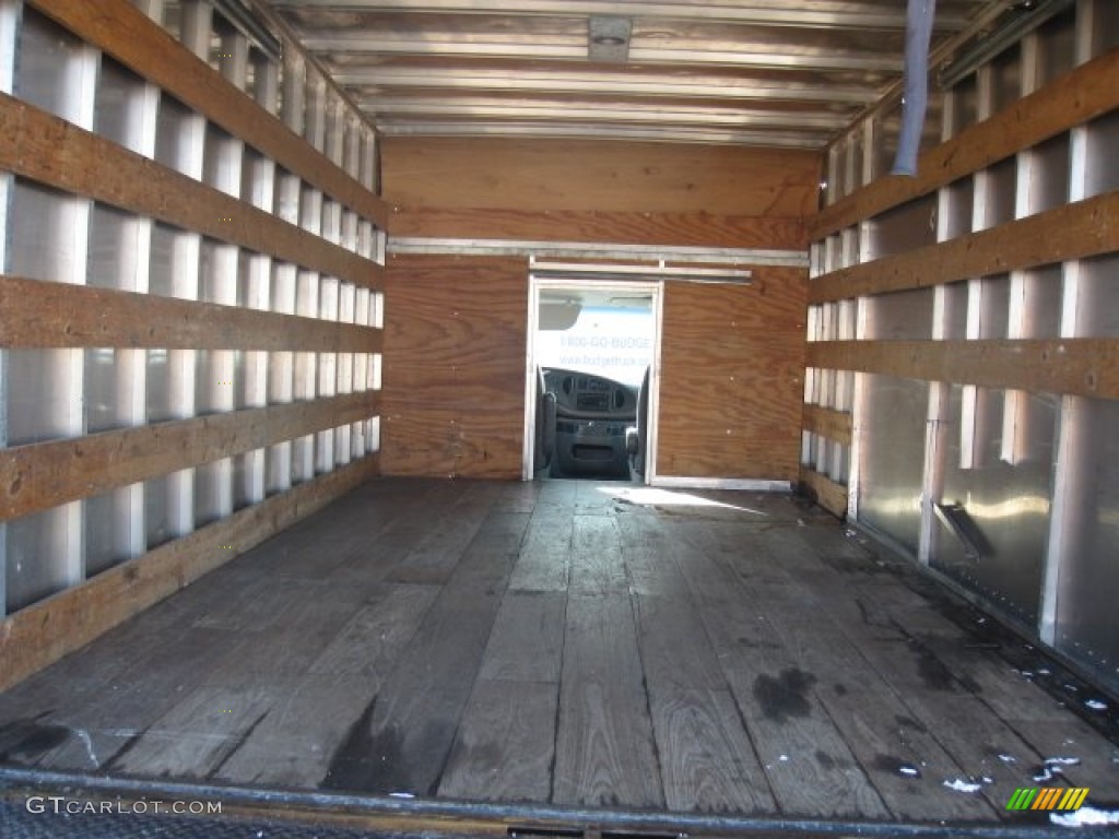 2006 Ford E Series Cutaway E450 Commercial Moving Truck Trunk Photos