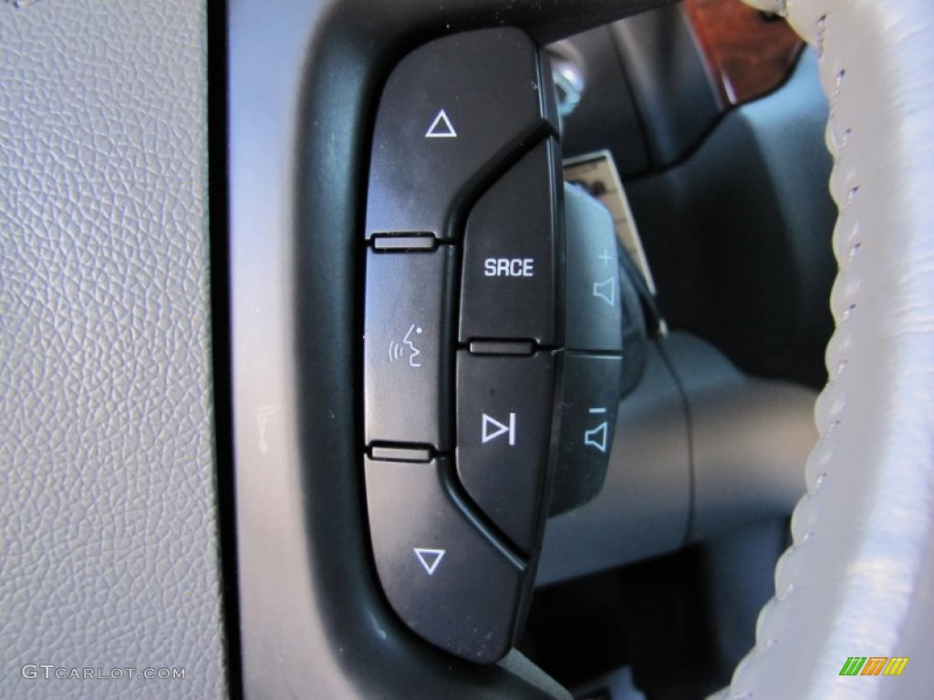 2008 Chevrolet Tahoe LT 4x4 Controls Photo #55476664