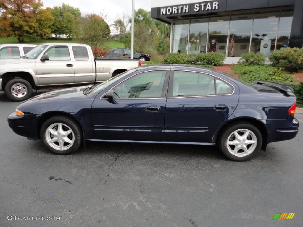 2004 Alero GL1 Sedan - Dark Blue / Neutral photo #2