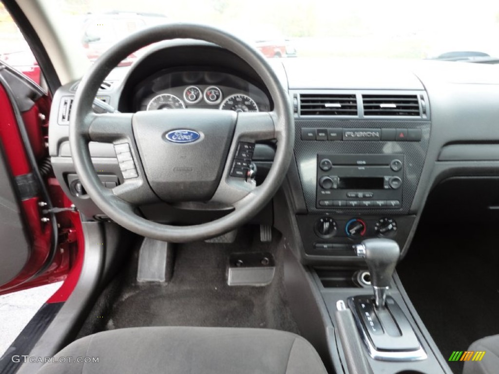 2006 Ford Fusion SE V6 Charcoal Black Dashboard Photo #55478190