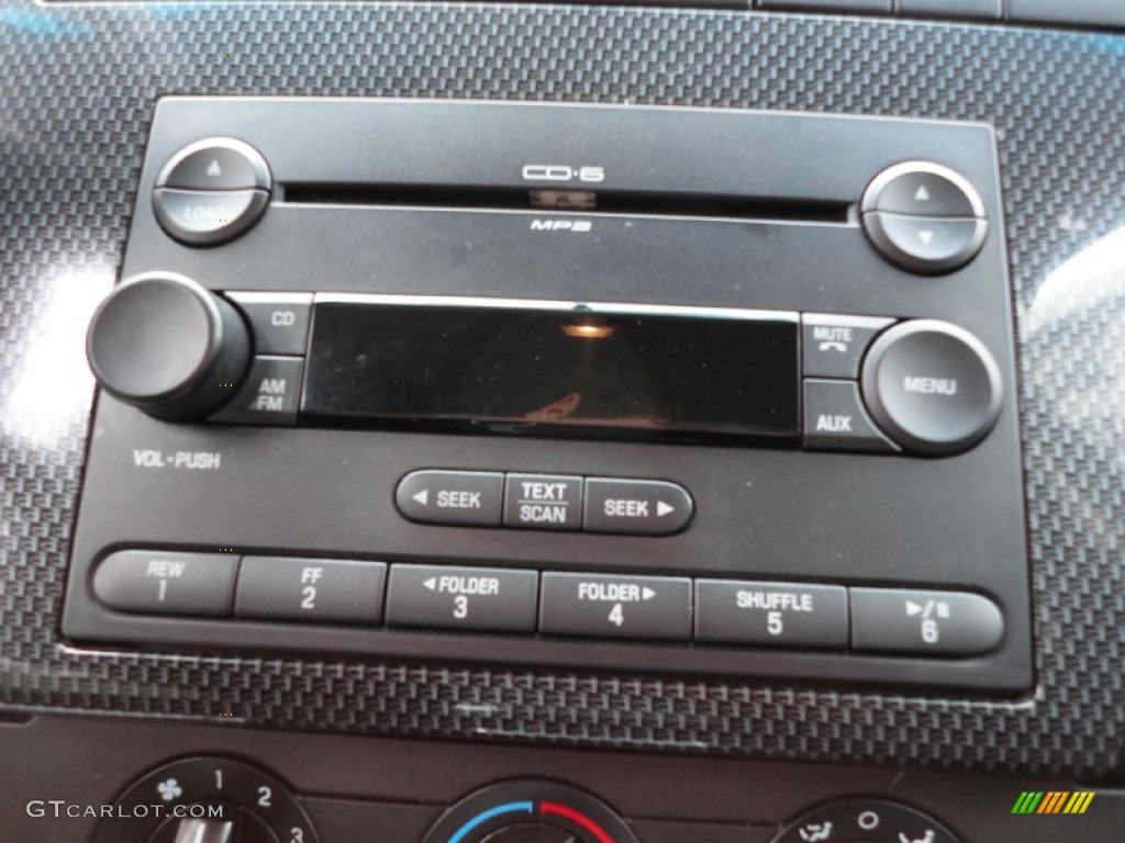 2006 Ford Fusion SE V6 Audio System Photos