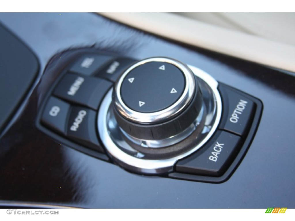 2012 BMW 3 Series 335i Coupe Controls Photo #55484486