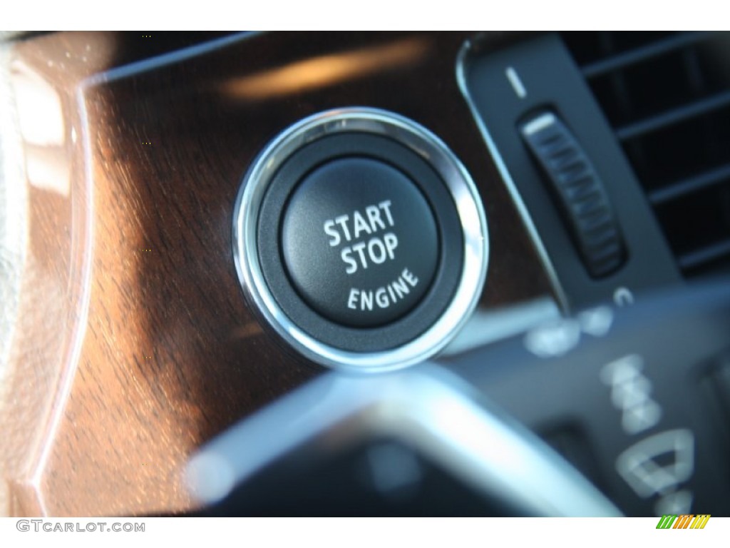 2012 BMW 3 Series 335i Coupe Controls Photo #55484498