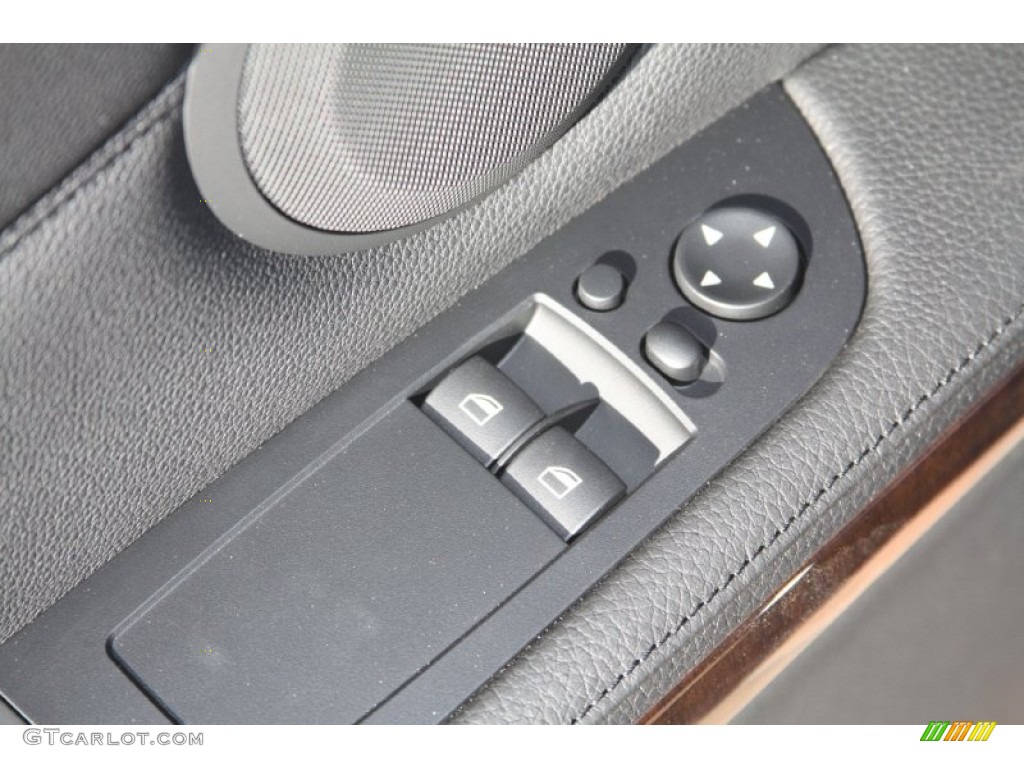 2012 BMW 3 Series 335i Coupe Controls Photo #55484579