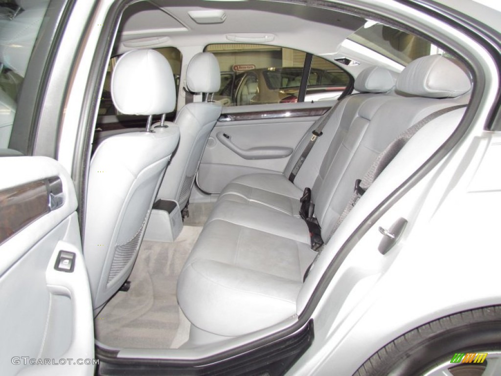 2003 3 Series 325i Sedan - Titanium Silver Metallic / Grey photo #11