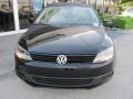 Black - Jetta SE Sedan Photo No. 3