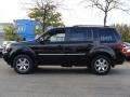 Formal Black - Pilot Touring 4WD Photo No. 1