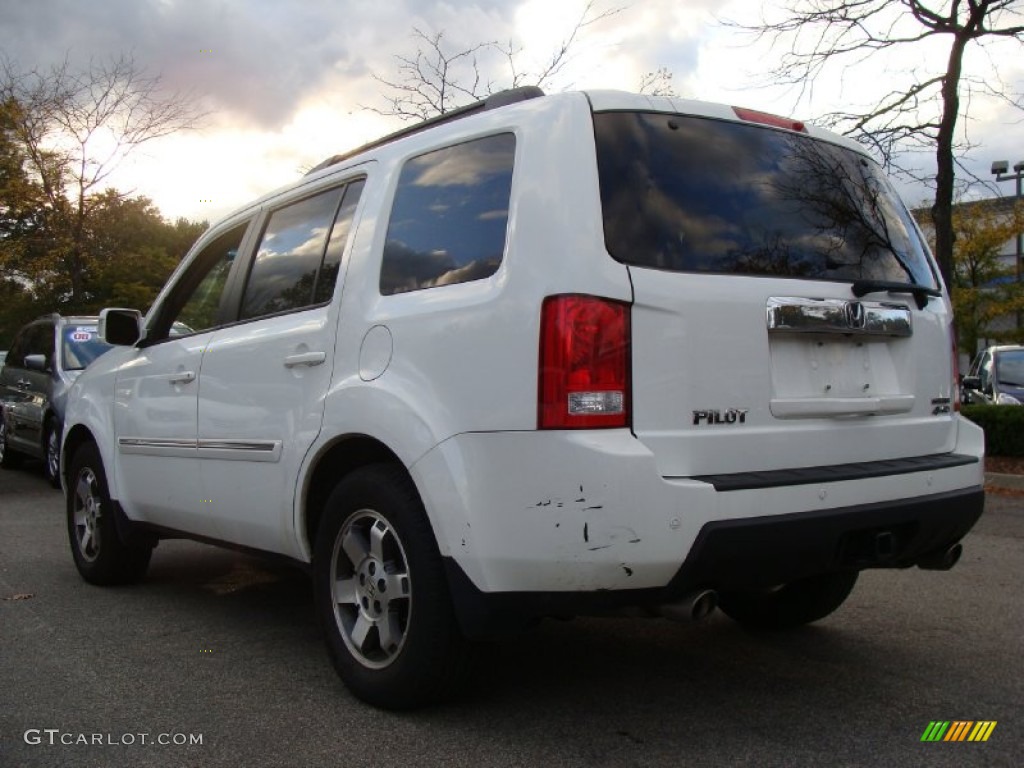 2009 Pilot Touring 4WD - Taffeta White / Gray photo #11