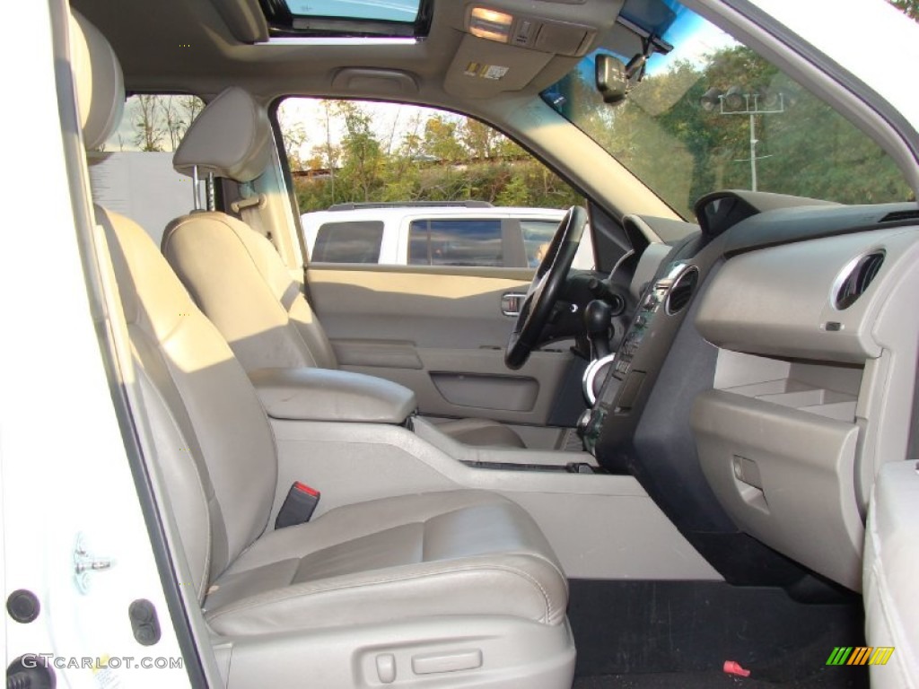2009 Pilot Touring 4WD - Taffeta White / Gray photo #15