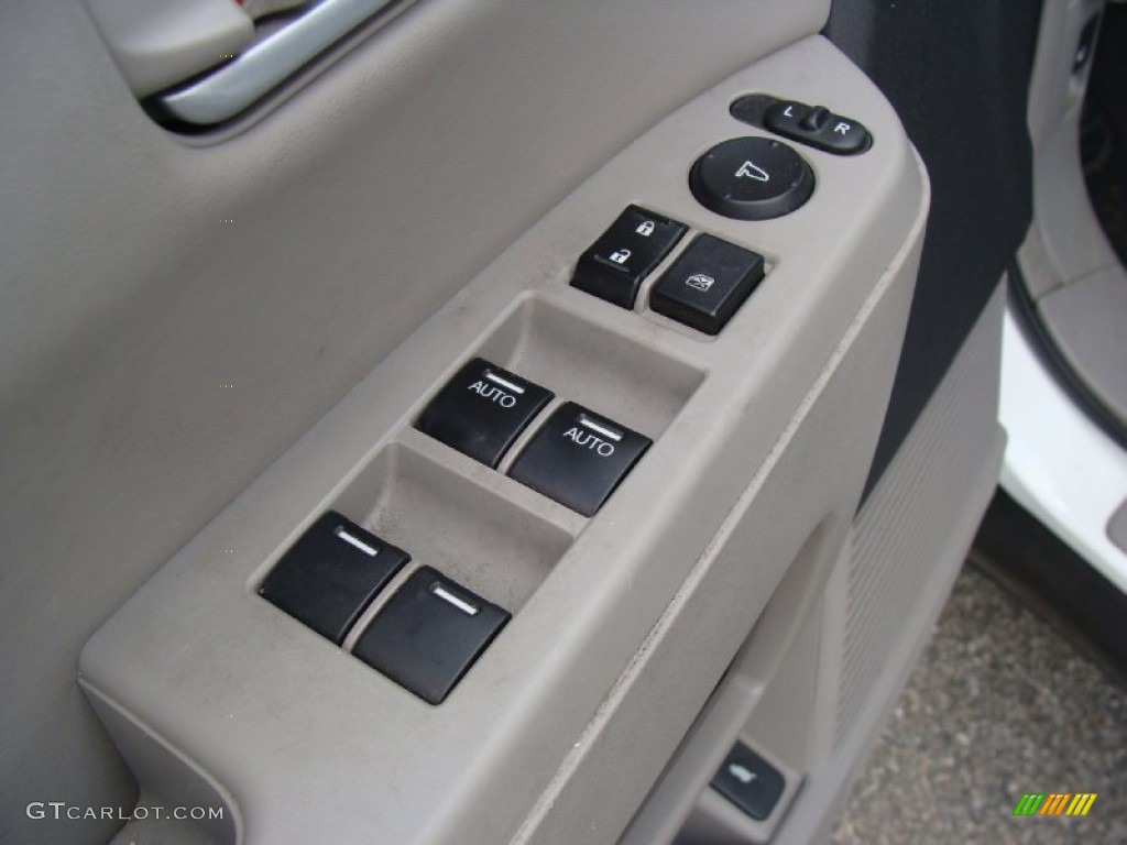 2009 Pilot Touring 4WD - Taffeta White / Gray photo #22