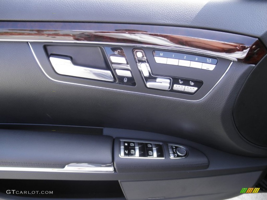 2012 Mercedes-Benz S 350 BlueTEC 4Matic Controls Photo #55495197