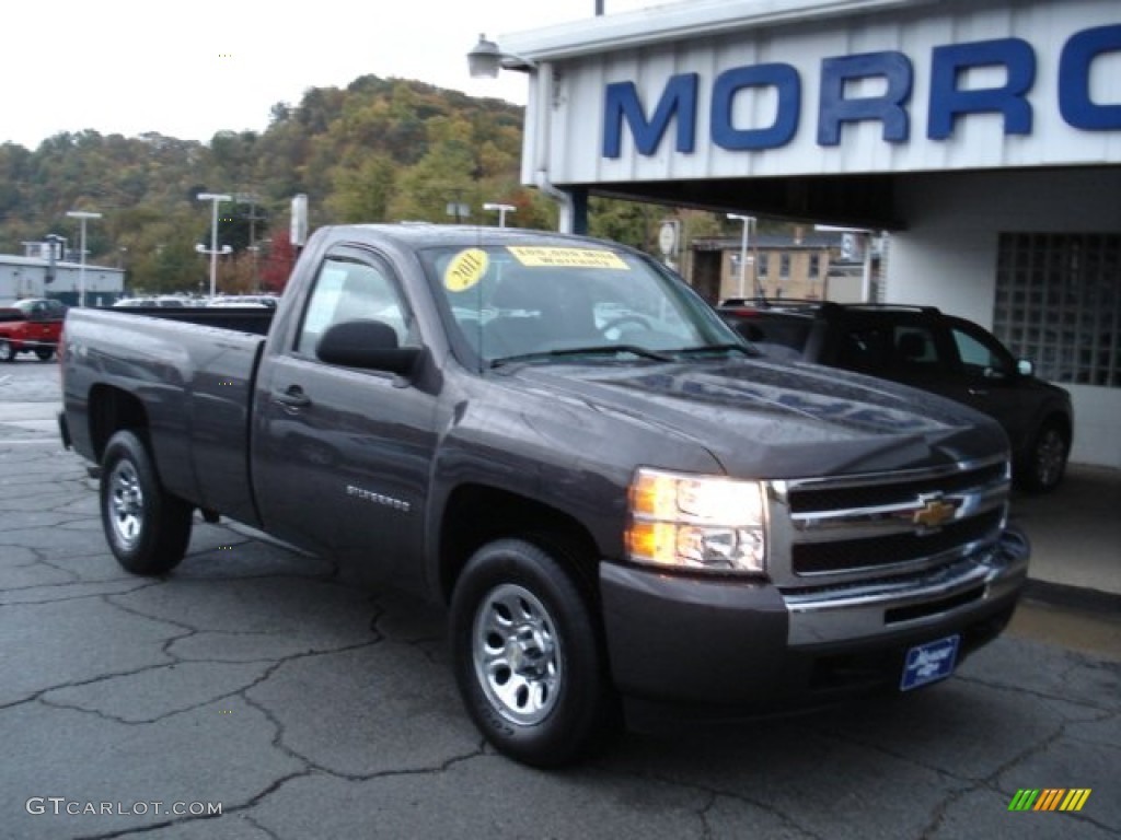 2011 Silverado 1500 LS Regular Cab 4x4 - Taupe Gray Metallic / Dark Titanium photo #2