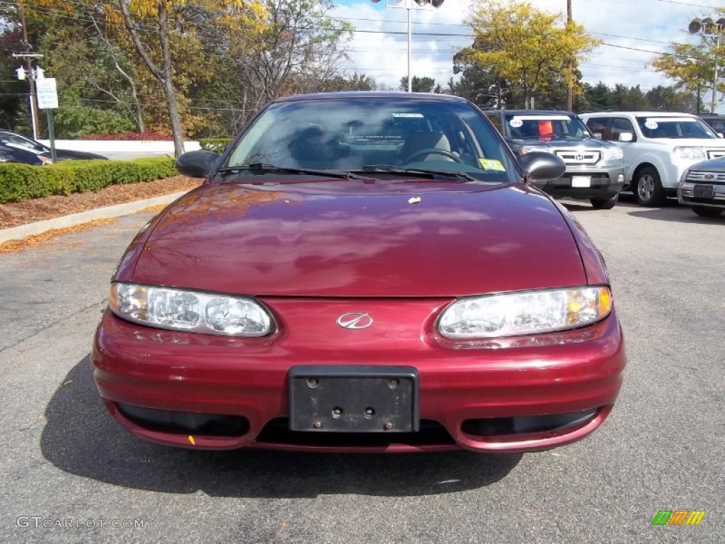 2003 Alero GX Sedan - Ruby Red Metallic / Pewter photo #3