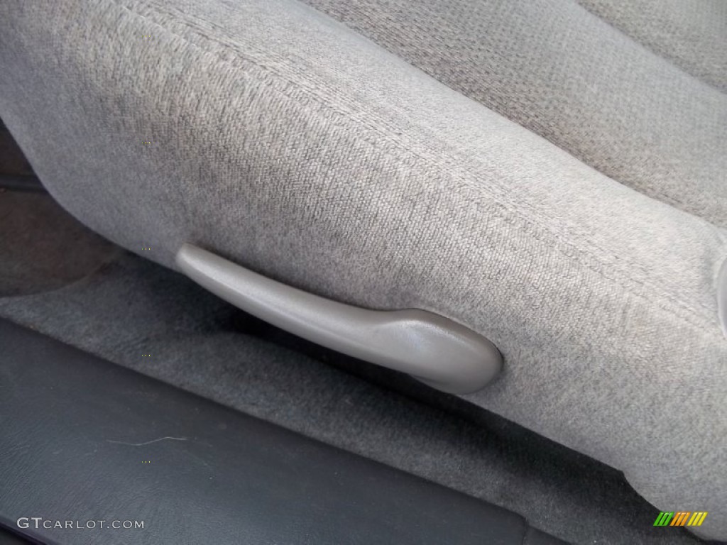 2003 Alero GX Sedan - Ruby Red Metallic / Pewter photo #15