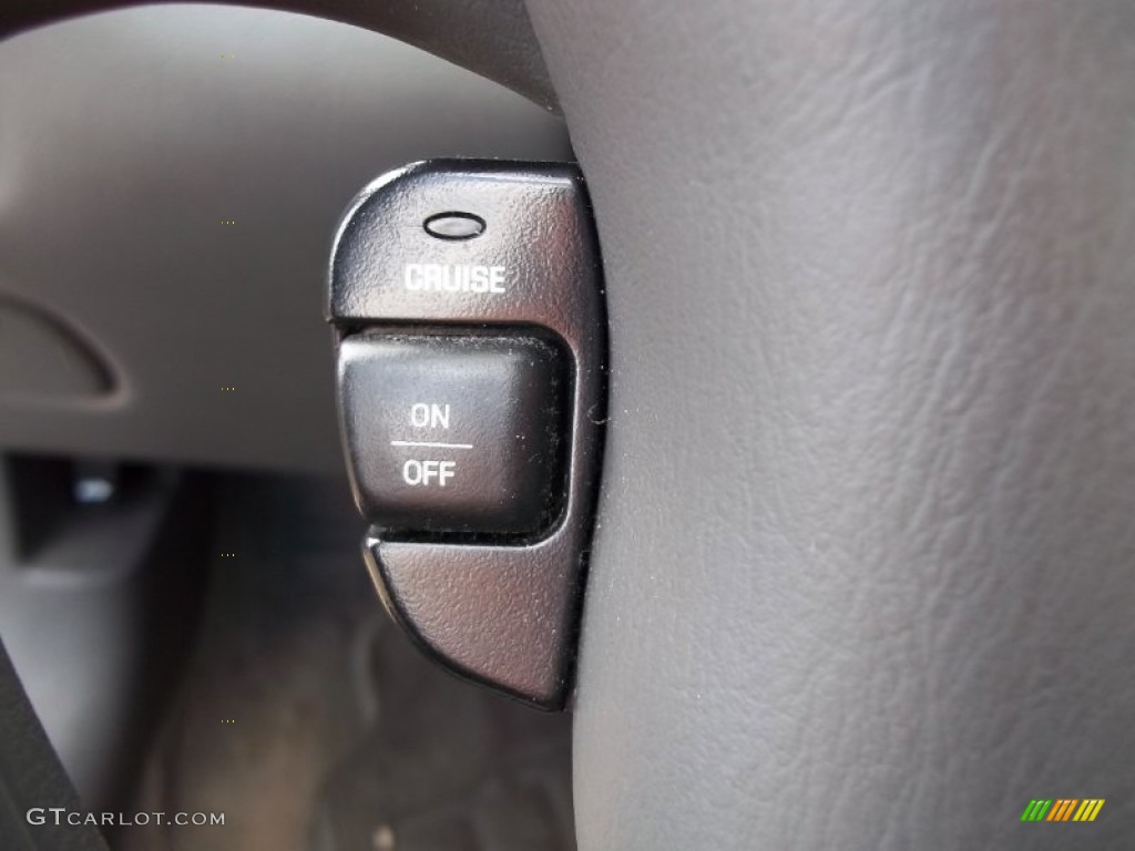 2003 Alero GX Sedan - Ruby Red Metallic / Pewter photo #21