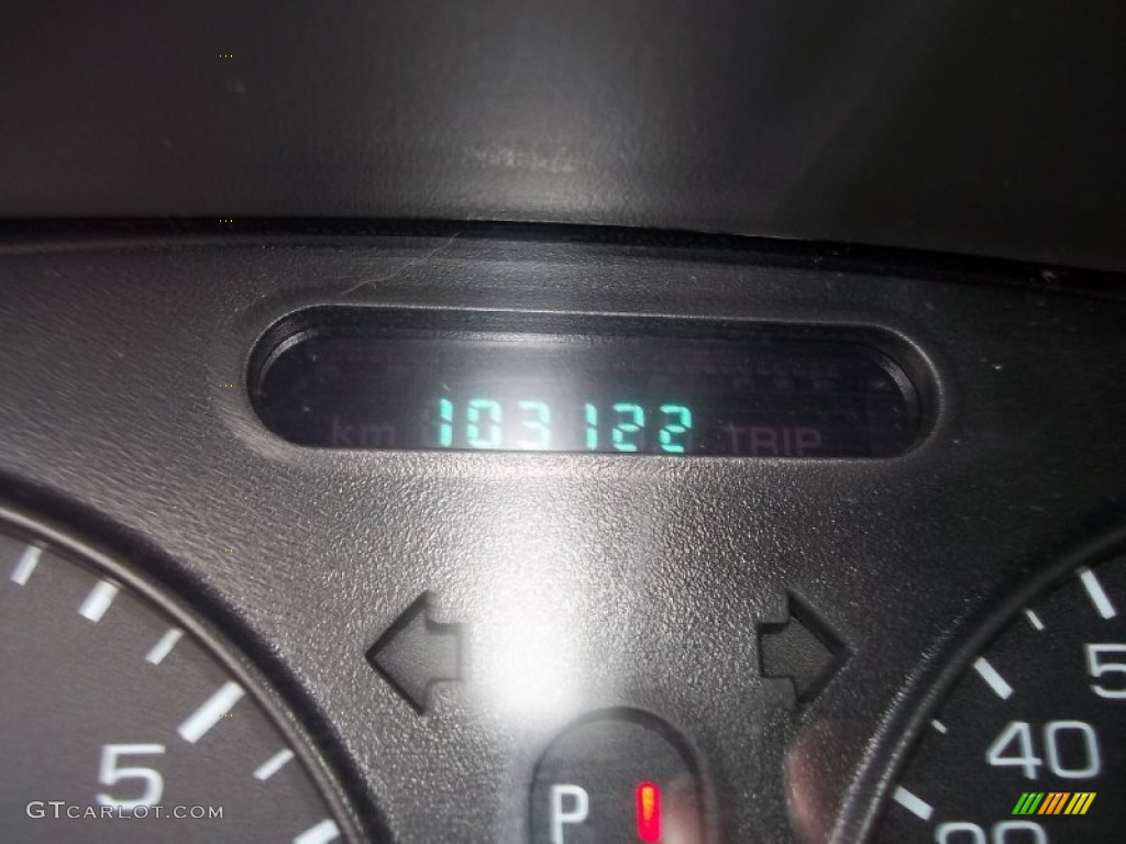 2003 Alero GX Sedan - Ruby Red Metallic / Pewter photo #23