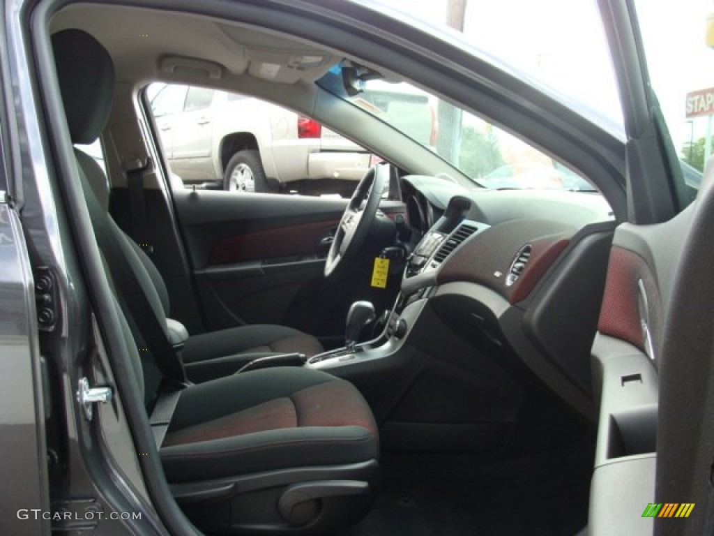 Jet Black/Sport Red Interior 2011 Chevrolet Cruze LT Photo #55498463