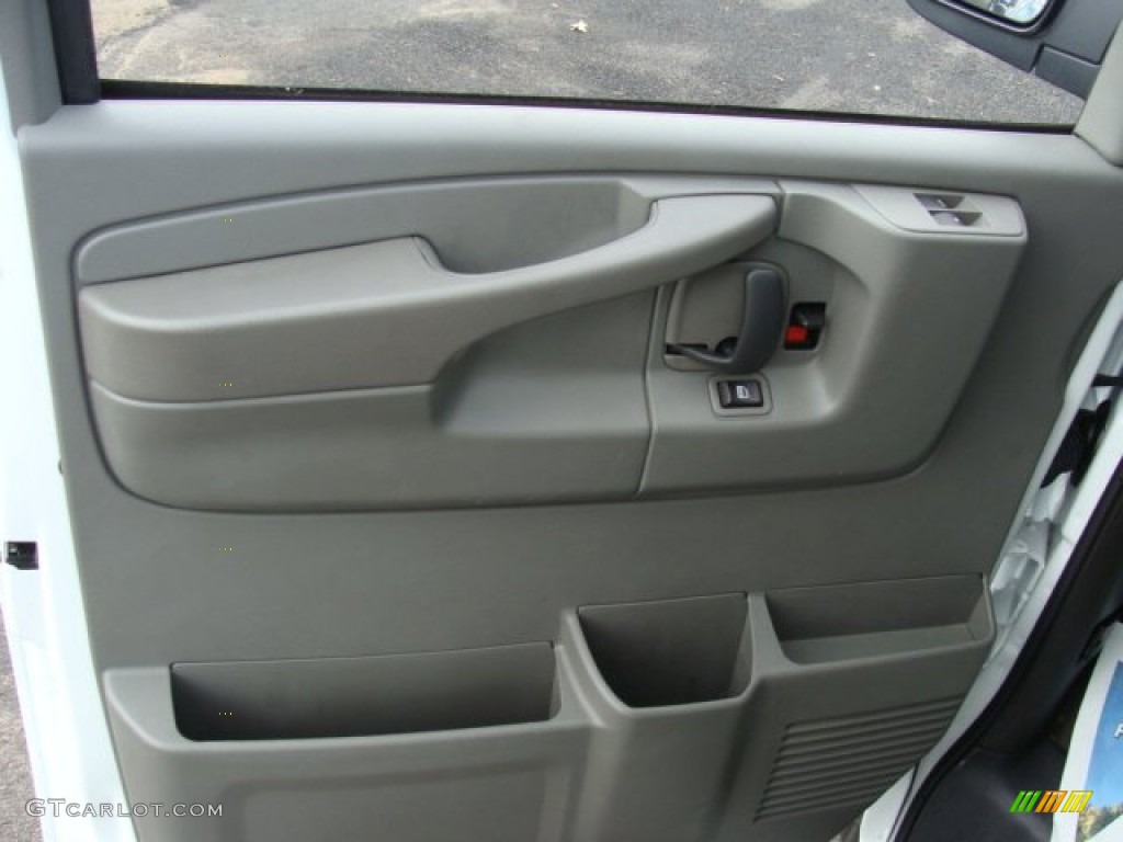 2011 Express LT 3500 Extended Passenger Van - Summit White / Medium Pewter photo #6