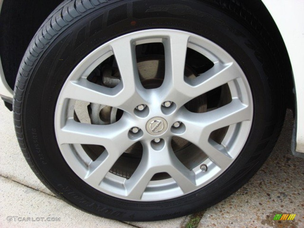 2011 Rogue SL - Pearl White / Gray photo #18