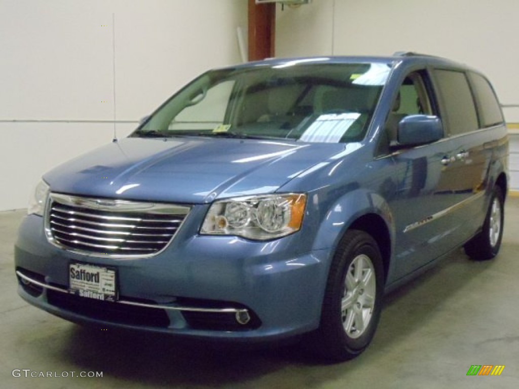 2012 Town & Country Touring - Sapphire Crystal Metallic / Black/Light Graystone photo #1