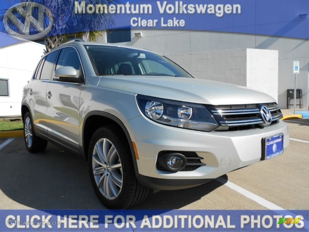 2012 Tiguan SE - White Gold Metallic / Black photo #1