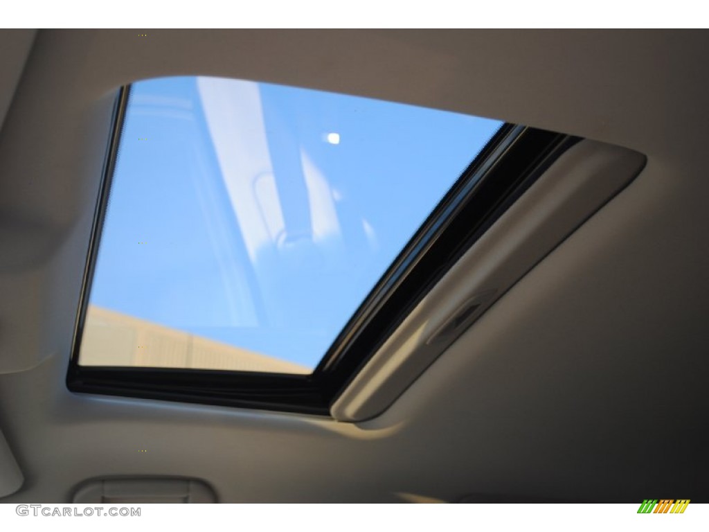 2012 Infiniti QX 56 Sunroof Photo #55503899