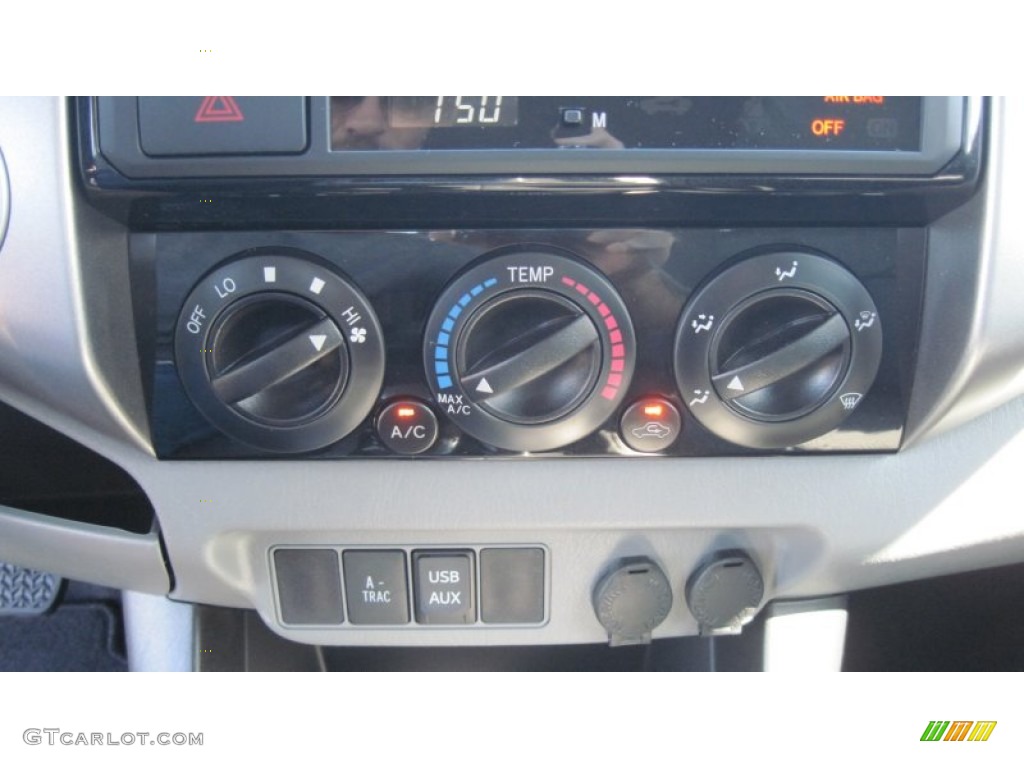 2012 Toyota Tacoma V6 TRD Double Cab 4x4 Controls Photo #55504478
