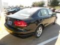 Black - Passat 2.5L SE Photo No. 7