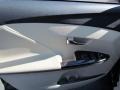 Black - Venza I4 Photo No. 9