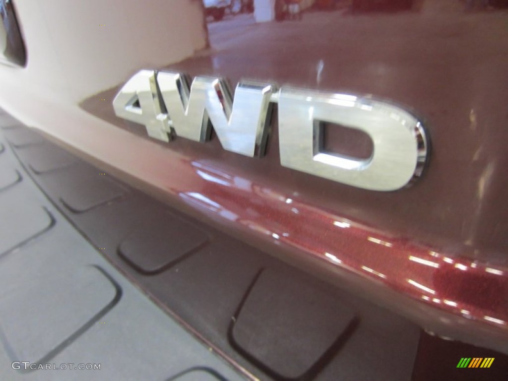 2009 Honda Pilot LX 4WD Marks and Logos Photos