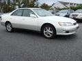 Crystal White - ES 300 Sedan Photo No. 2