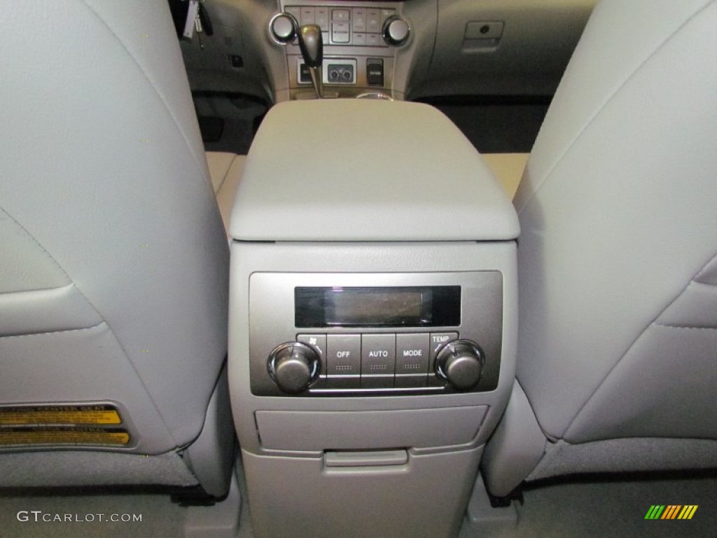 2010 Highlander SE 4WD - Magnetic Gray Metallic / Ash photo #11